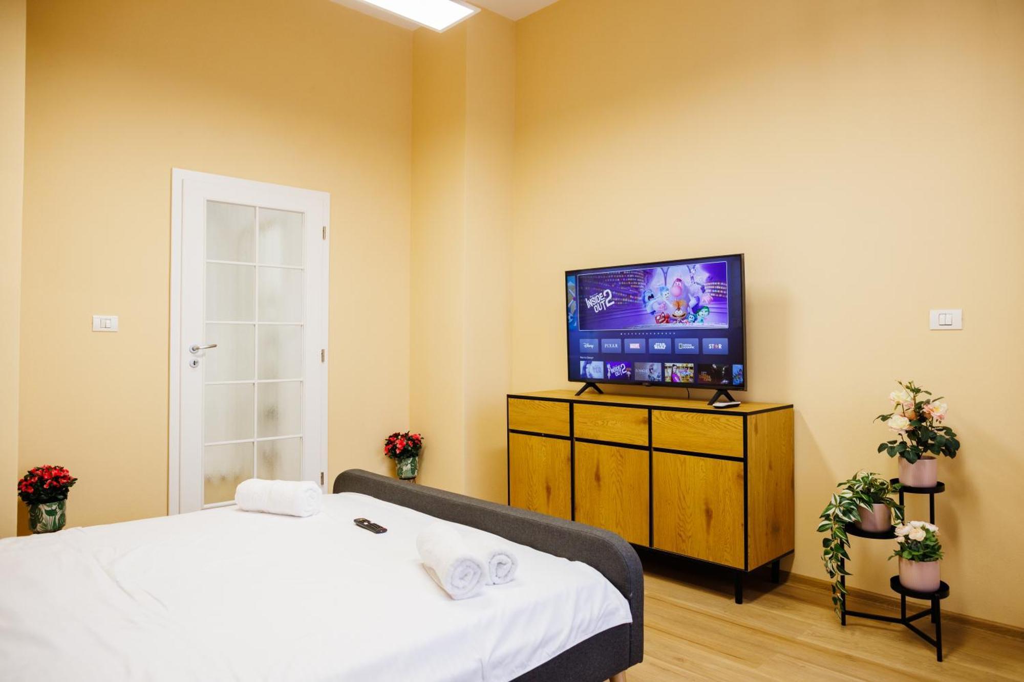 Studio In Old Town'S 1752 Hotel Timisoara Exterior photo